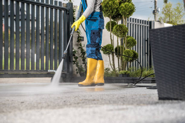Best Concrete Pressure Washing  in Mineola, NY