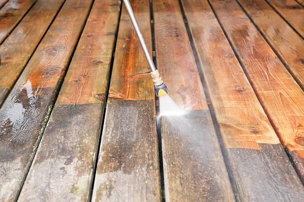 Roof Power Washing Services in Mineola, NY